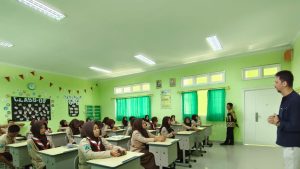 MAN 1 Bojonegoro Hadirkan Penutur Asing, Dorong Peningkatan Kemampuan Bahasa Inggris Siswa